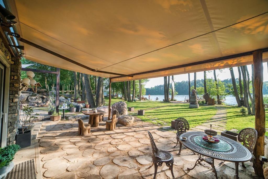 Akmenos Villas & Bungalow Brazuole Buitenkant foto